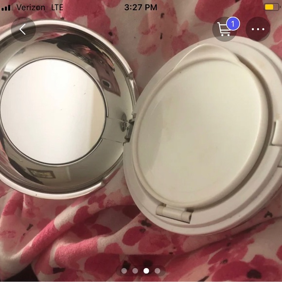 It cosmetics cc veil - Picture 4 of 4